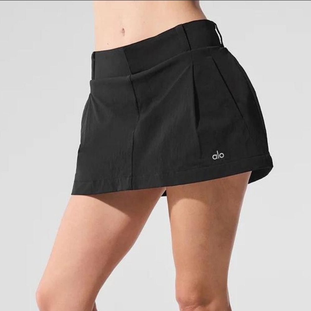 ALO Yoga Women's Black Skort